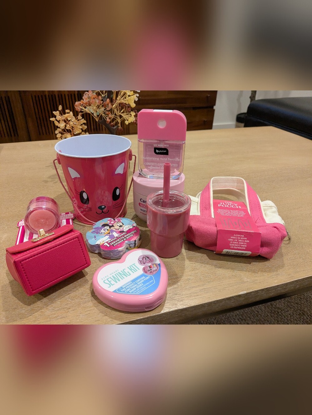 🩷Pink Pail of Fun🩷